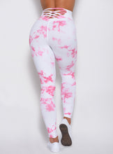 Load image into Gallery viewer, Sexy Back Leggings
